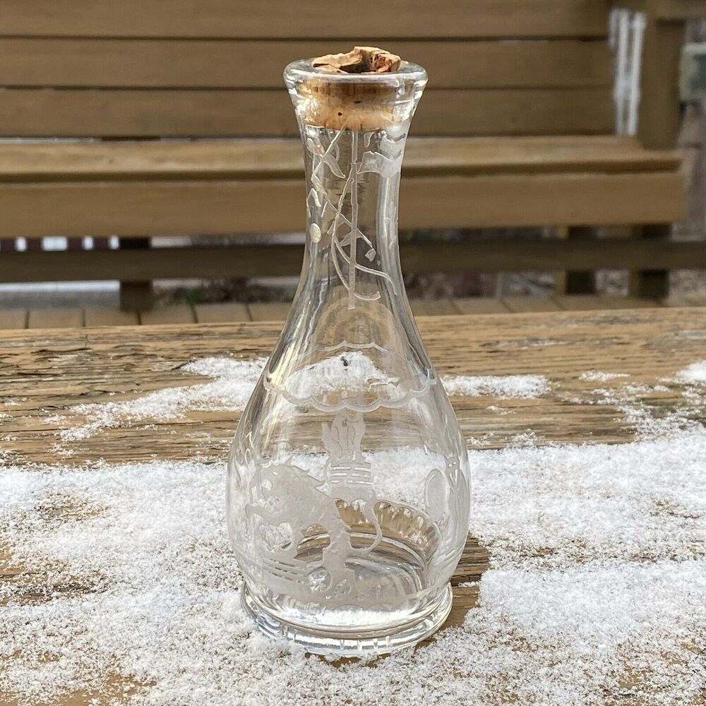 Vintage Heisey Glass Bitters Bottle with Circus Etch Lion Tamer 6" tall - Picture 4 of 16